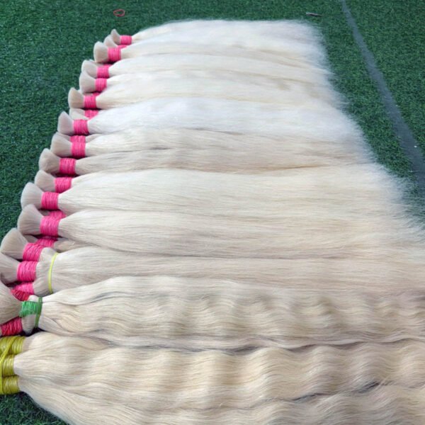 blode hair
